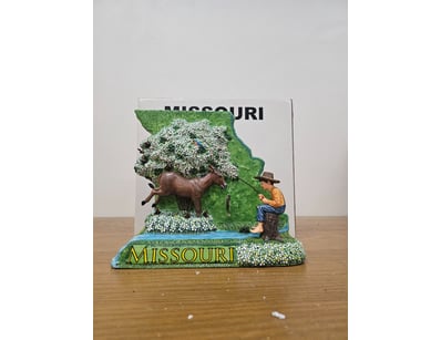 Mancave & Memorabilia (A1007) - Lot 385