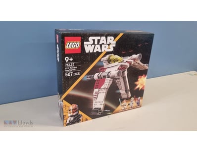 LEGO STAR WARS 75432 V-19 TORRENT STARFIGHTER SET
...