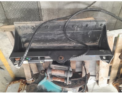 BRISBANE Earthmoving Hire Company Business Closu... - Lot 77