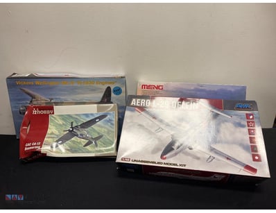COLLECTION OF SIX UNASSEMBLED AIRCRAFT MODEL KITS
...