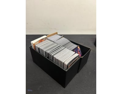 BULK LOT HOLDS A LARGE COLLECTION OF MAGIC: THE GA...