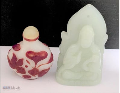 SMALL SNUFF BOTTLE WITH KOY FISH & BUDDHA GEMSTONE...