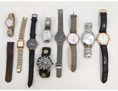 UNRESERVED Airport - Lost Property (A980) - Lot 471