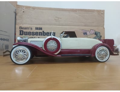 Mancave & Memorabilia (A1007) - Lot 327