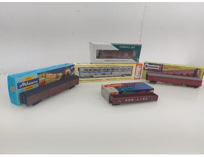 Gadgets, Music & Pastimes (NSWA987) - Lot 1115