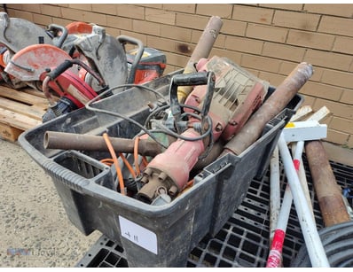 Box Lot of drilling equipment and Bites 
Manufactu...