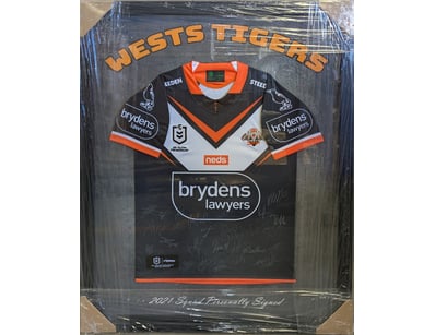 Mancave & Memorabilia (A1005) - Lot 228