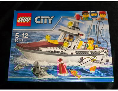 **UNRESERVED** COOKIE'S LIFETIME COLLECTION OF ... - Lot 515