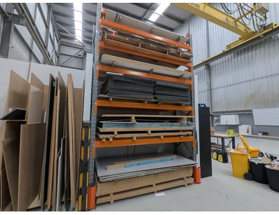 MOSTLY UNRESERVED Engineering Workshop CLOSURE (... - Lot 17