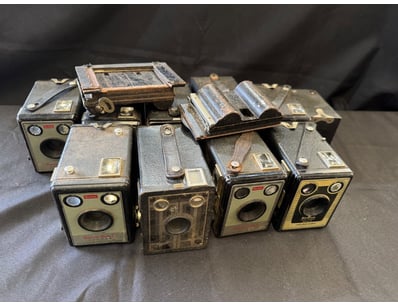 COLLECTION OF KODAK BOX CAMERAS AND ACCESSORIES
...