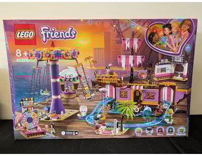 **UNRESERVED** COOKIE'S LIFETIME COLLECTION OF ... - Lot 286