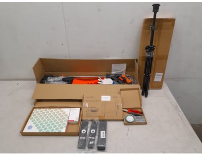 Unclaimed Freight (GCA984) - Lot 2975