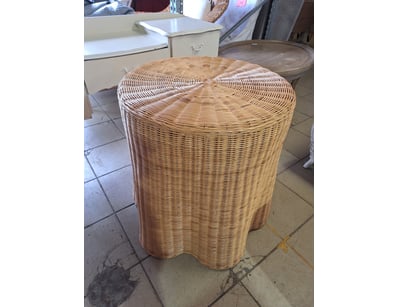 Round Table, Rattan Style, Natural Finish

Dimen...