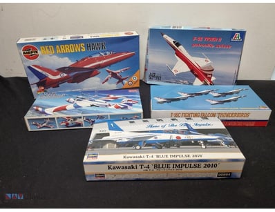 COLLECTION OF SIX UNASSEMBLED AIRCRAFT MODEL KITS ...