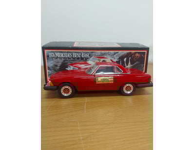 Mancave & Memorabilia (A1007) - Lot 335