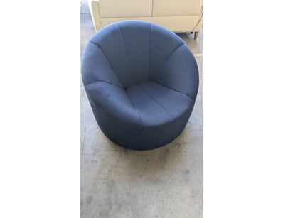 Pumpkin Arm Chair, Navy Fabric

Dimensions: 1050...