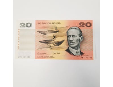 AUSTRALIAN $20 BANKNOTE,  R407A ( EF)

CV : $100...