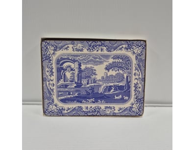 Antique & Vintage Showcase (A979) - Lot 5608