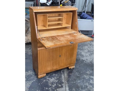 Cabinet, art deco style writing cabinet 
Dimension...