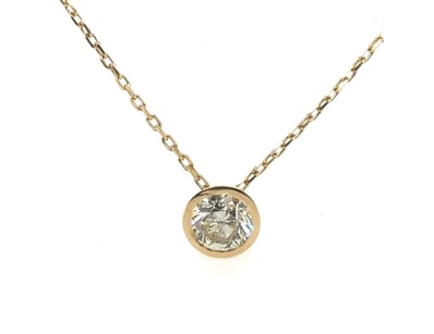 18CT YELLOW GOLD DIAMOND PENDANT

Featuring A Roun...