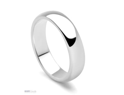 925 Sterling Silver Plain Band Ring 

Ring Size:...