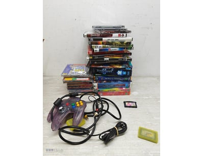 Gaming, assorted videos games for PC and Gameboy a...