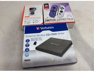 Gadgets, Music & Pastimes (A1001) - Lot 4258