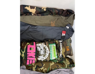 Entire Vintage Clothing Store Liquidation (ON11... - Lot 278