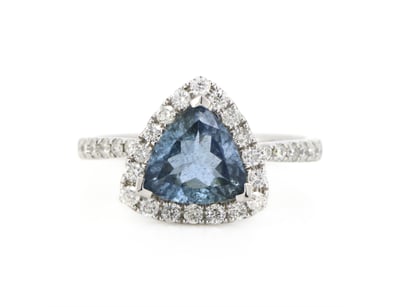 Affordable Jewellery Market (A1006) - Lot 556