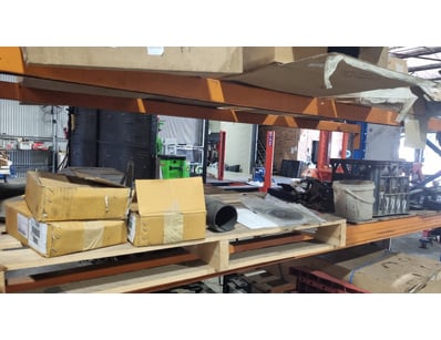 MOSTLY UNRESERVED 4x4 WORKSHOP BUSINESS CLOSURE... - Lot 249