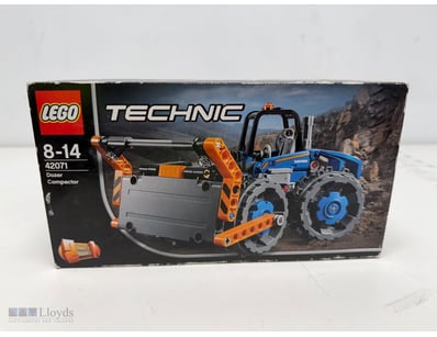 LEGO TECHNIC 42071 DOZER COMPACTOR SET

Item Size:...