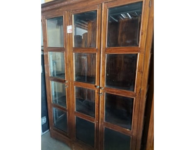 Mostly UNRESERVED Ex-Hire Stage Lighting, PA & ... - Lot 139