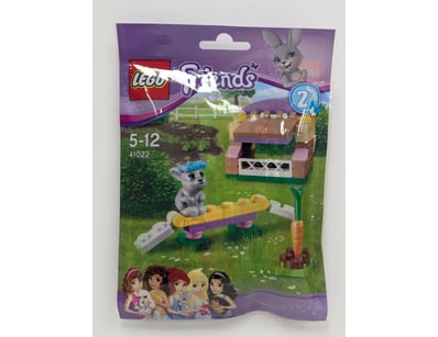 LEGO Friends Series 2 Minifigure Set 41022 featuri...