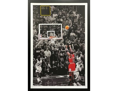 Iconic Memorabilia (A978) - Lot 173