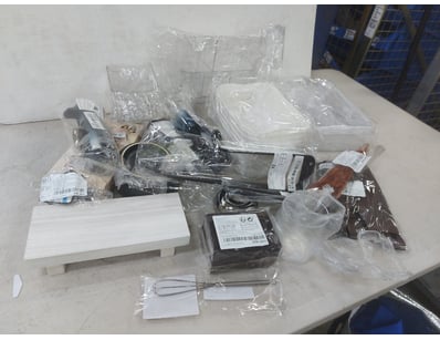 Unclaimed Freight (GCA1000) - Lot 1267