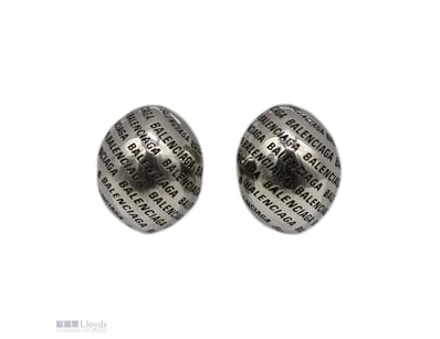 BALENCIAGA SILVER LOGO DOME EARRINGS

Material
Sil...