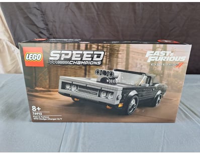 **UNRESERVED** LIFETIME COLLECTION OF LEGO PART... - Lot 173