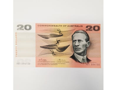 AUSTRALIAN $20 BANKNOTE, R404 (AUNC) 

CV : $280...