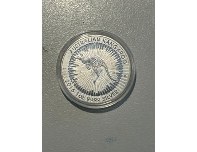 Banknotes & Coins (A999) - Lot 590