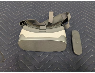 Virtual Reality Centre Liquidation (ON11737) - Lot 19