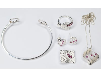 Affordable Jewellery Market (A997) - Lot 620