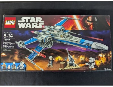 **UNRESERVED** LIFETIME COLLECTION OF LEGO PART... - Lot 621