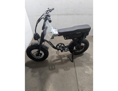 RRP $2199.00 Cruzer Gen2 Black electric scooter in...