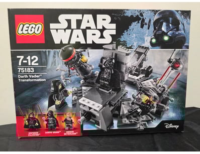 UNRESERVED COOKIES LIFETIME COLLECTION OF LEGO ... - Lot 515