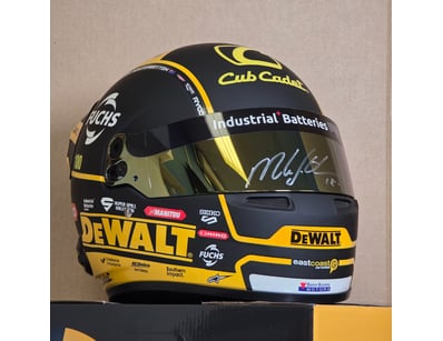 Mancave & Memorabilia (A1007) - Lot 2102