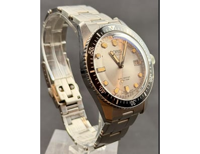 Affordable Watch Market (A1000) - Lot 503
