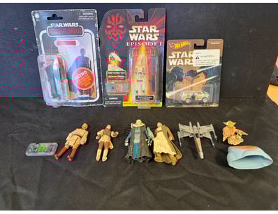 Antiques, Vintage & Interior Treasures  (A1005) - Lot 712