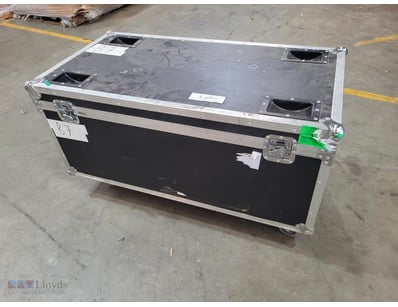 Travel Case

Description: Portable road travel c...