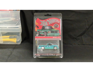 HOT WHEELS RED LINE 1990 CHEVY 454 SS TURQUOISE DI...