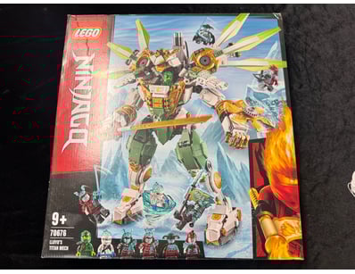 **UNRESERVED** LIFETIME COLLECTION OF LEGO PART... - Lot 599